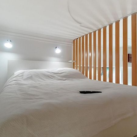 Green Gallery On A Main Square Apartment Zagreb Exterior photo
